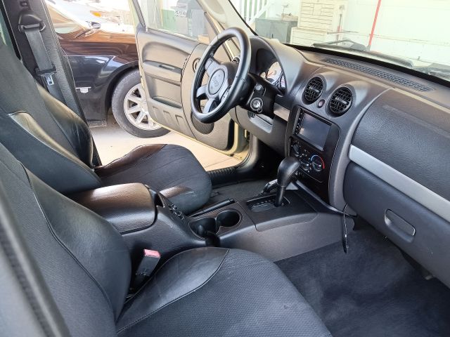 2002 LIBERTY RENEGADE 4X4 (29).jpg
